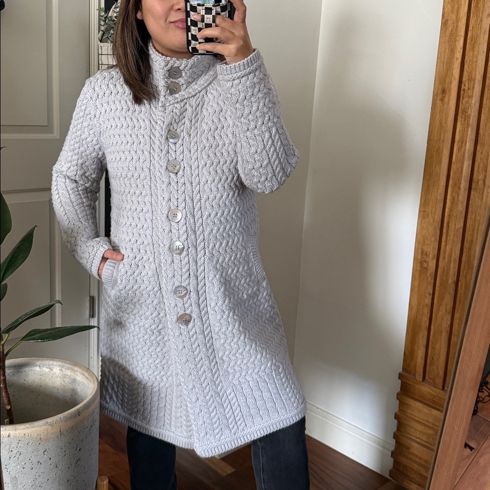 Irelandeye 100% virgin Wool Ireland chunky Knit Sweater Jacket. M